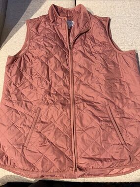 Old Navy Quilted Sleeveless Vest in Dusty Rose - XL Tall